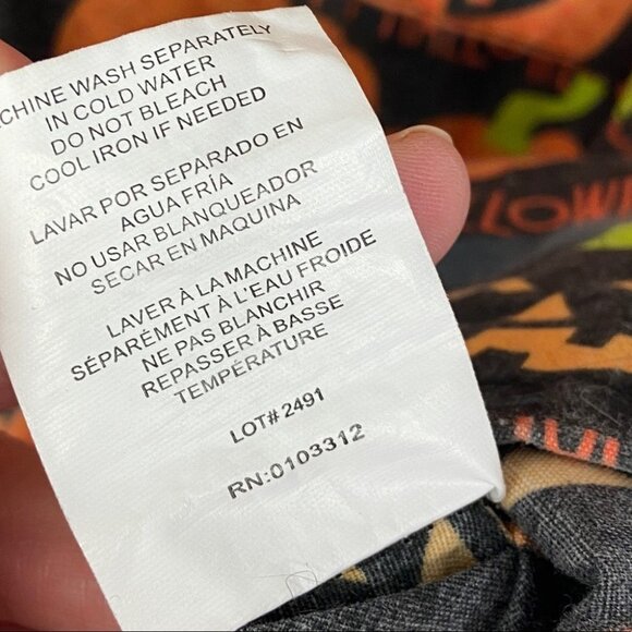 Halloween Pumpkin Scrub Top Orange Black Size Large Just Love Tee V-Neck Top L - Picture 8 of 10